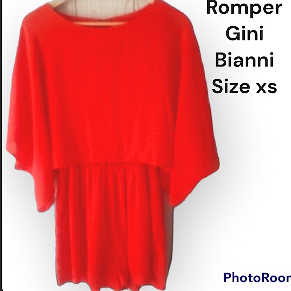 Gianni Bini Y2k Cape romper w pockets nwot!